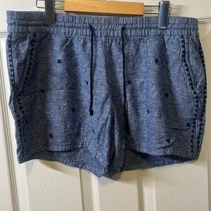 Embroidered Linen Shorts